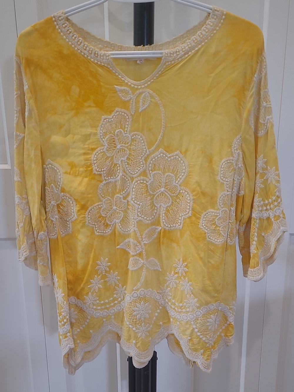 Solitaire (Anthropologie) Yellow Embroidered Floral Tunic